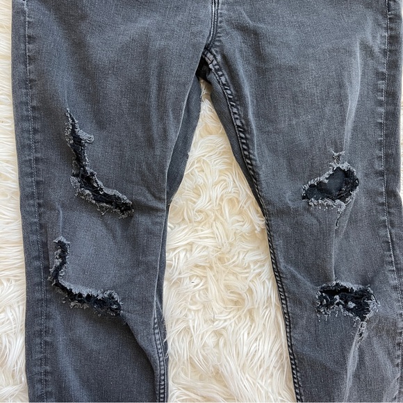Vigoss Distressed Black Skinny Jeans - Picture 3 of 9